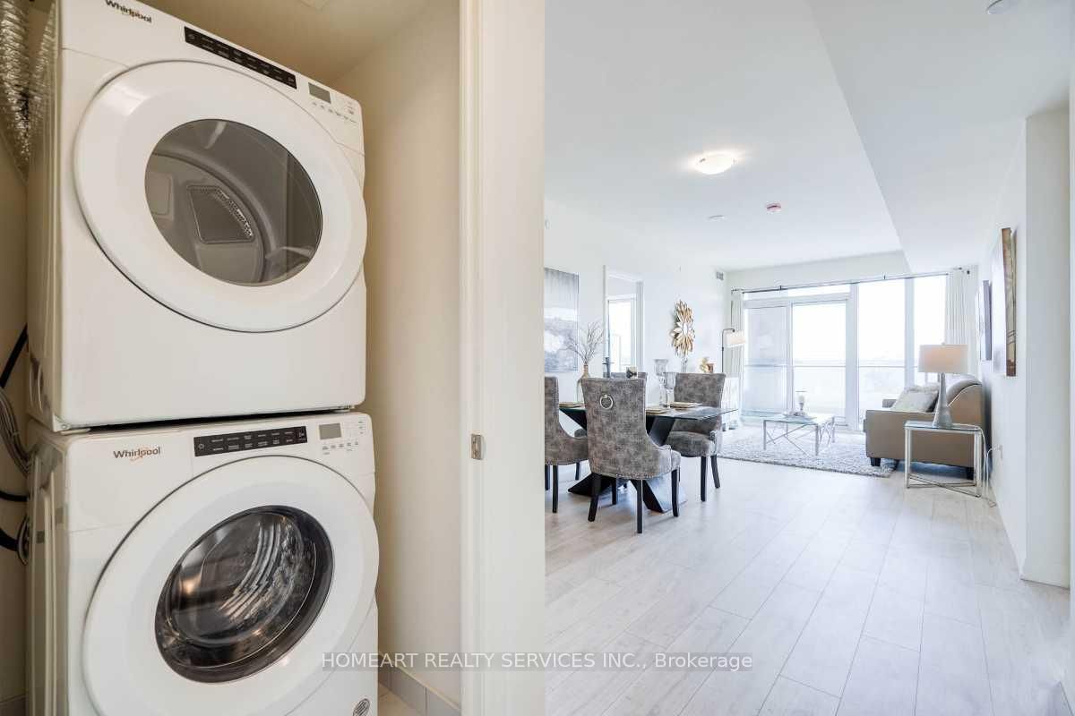 8960 Jane Street • #314 • Vaughan, ON photo 24