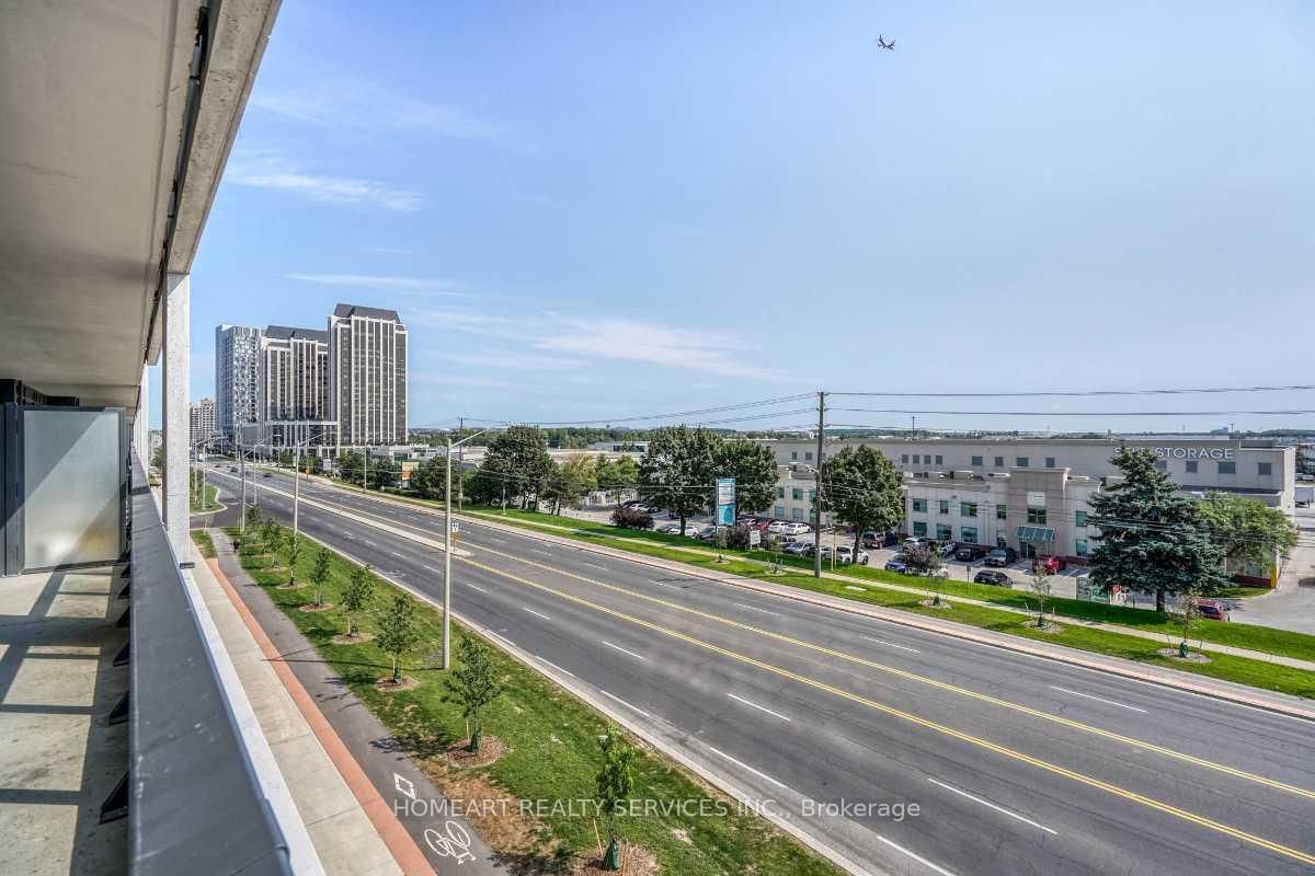 8960 Jane Street • #314 • Vaughan, ON photo 29