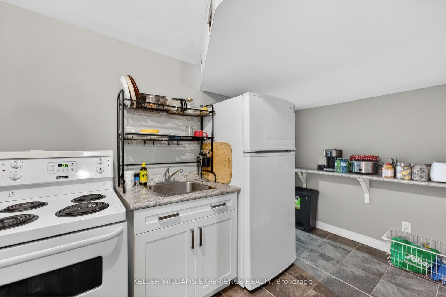 281 Victoria Street E • New Tecumseth, ON photo 27