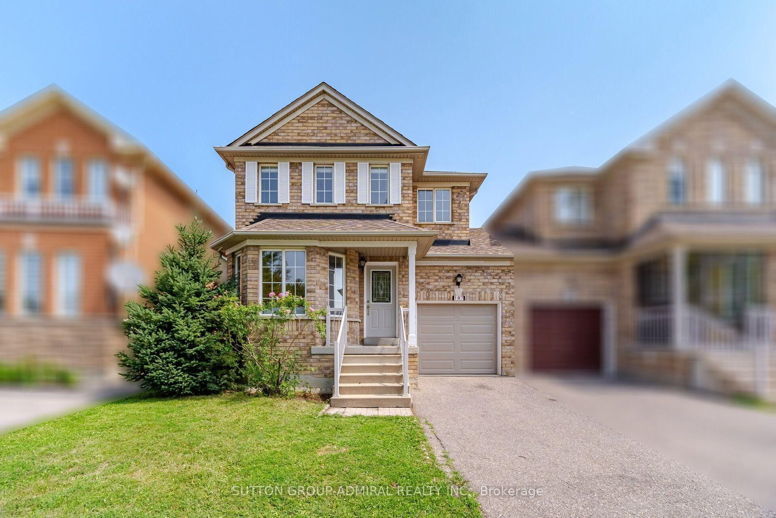 187 Red Maple Road • Richmond Hill, ON photo 3