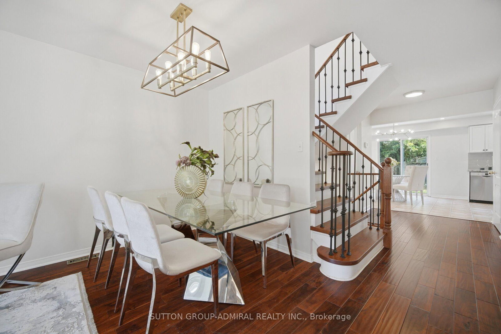187 Red Maple Road • Richmond Hill, ON photo 8
