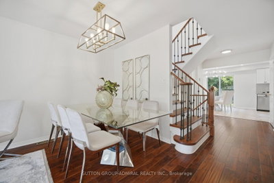 187 Red Maple Road • Richmond Hill, ON photo 8