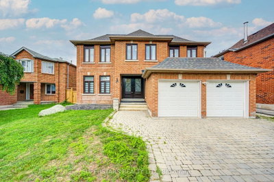 34 Loweswater Avenue • Markham, ON photo 2