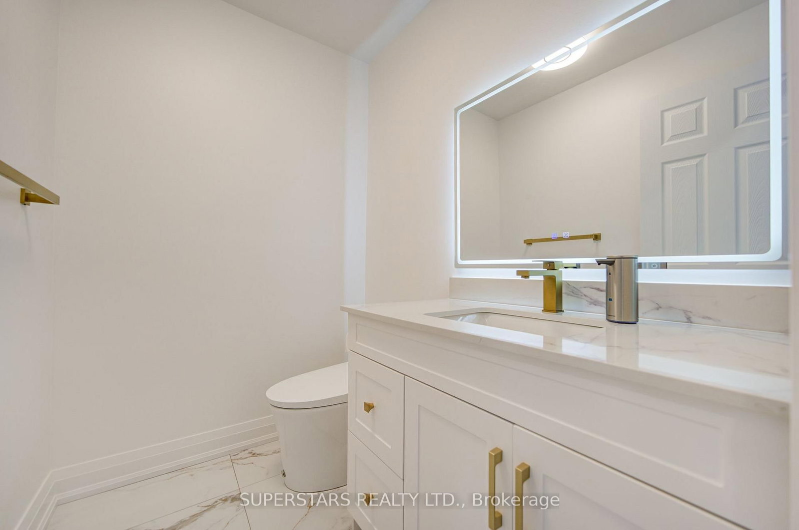 34 Loweswater Avenue • Markham, ON photo 5