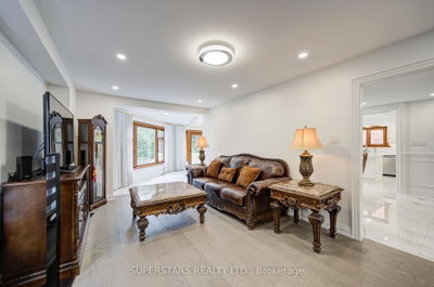 34 Loweswater Avenue • Markham, ON photo 8
