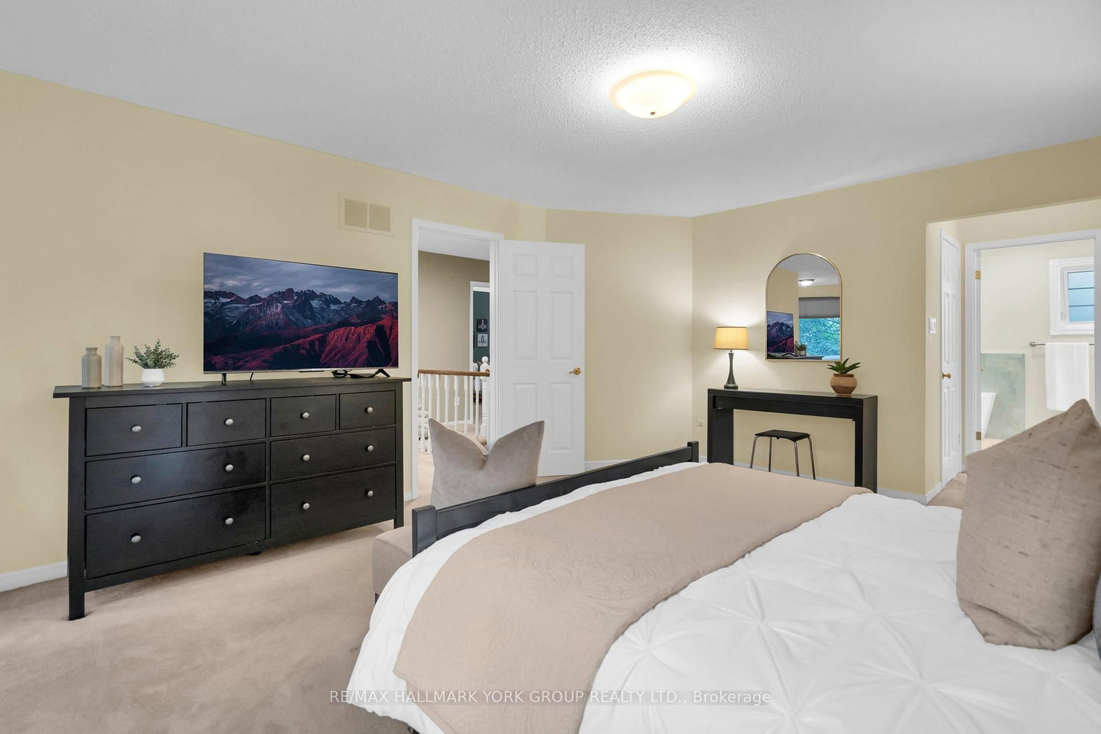 95 Gilbank Drive • Aurora, ON photo 23