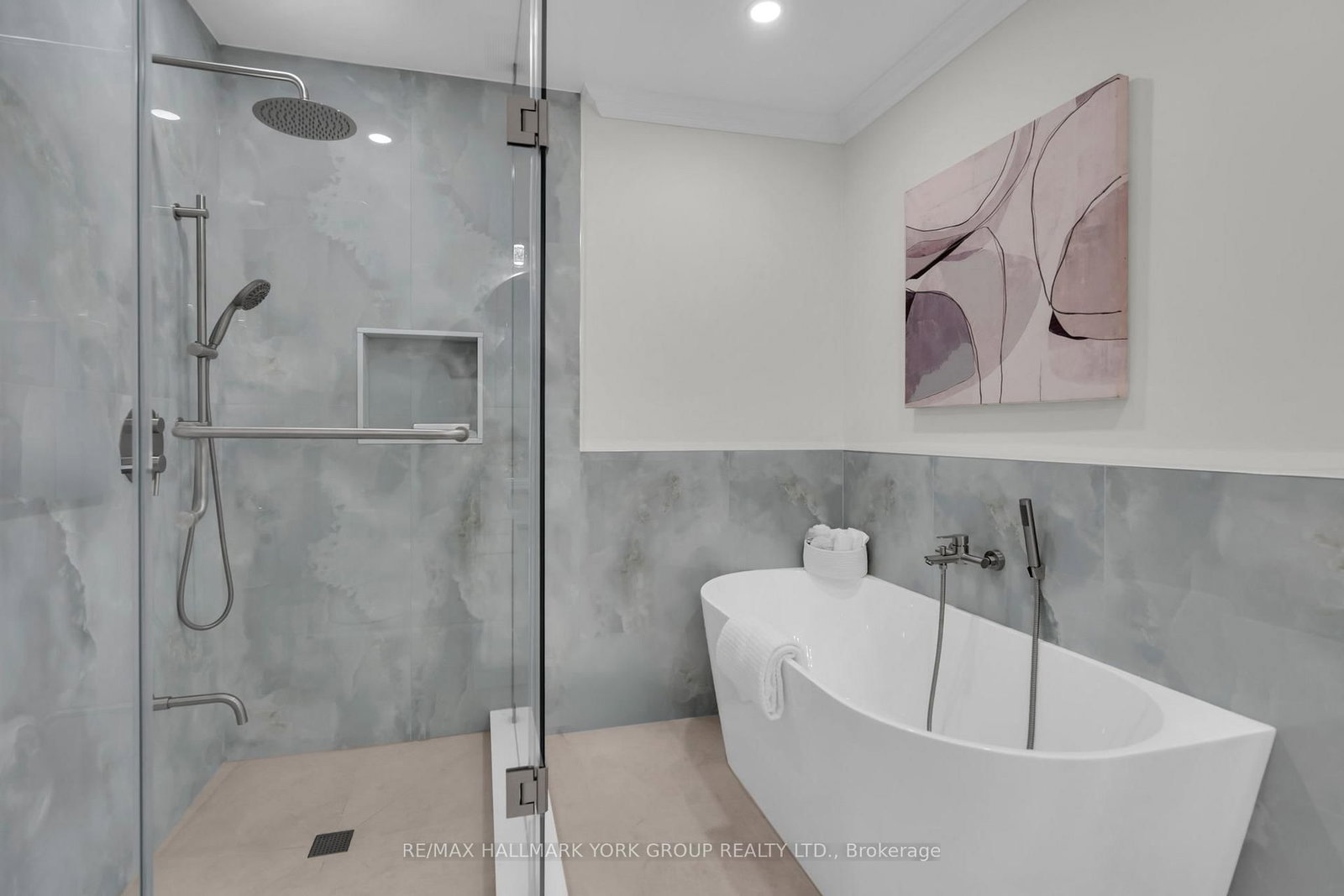 95 Gilbank Drive • Aurora, ON photo 26
