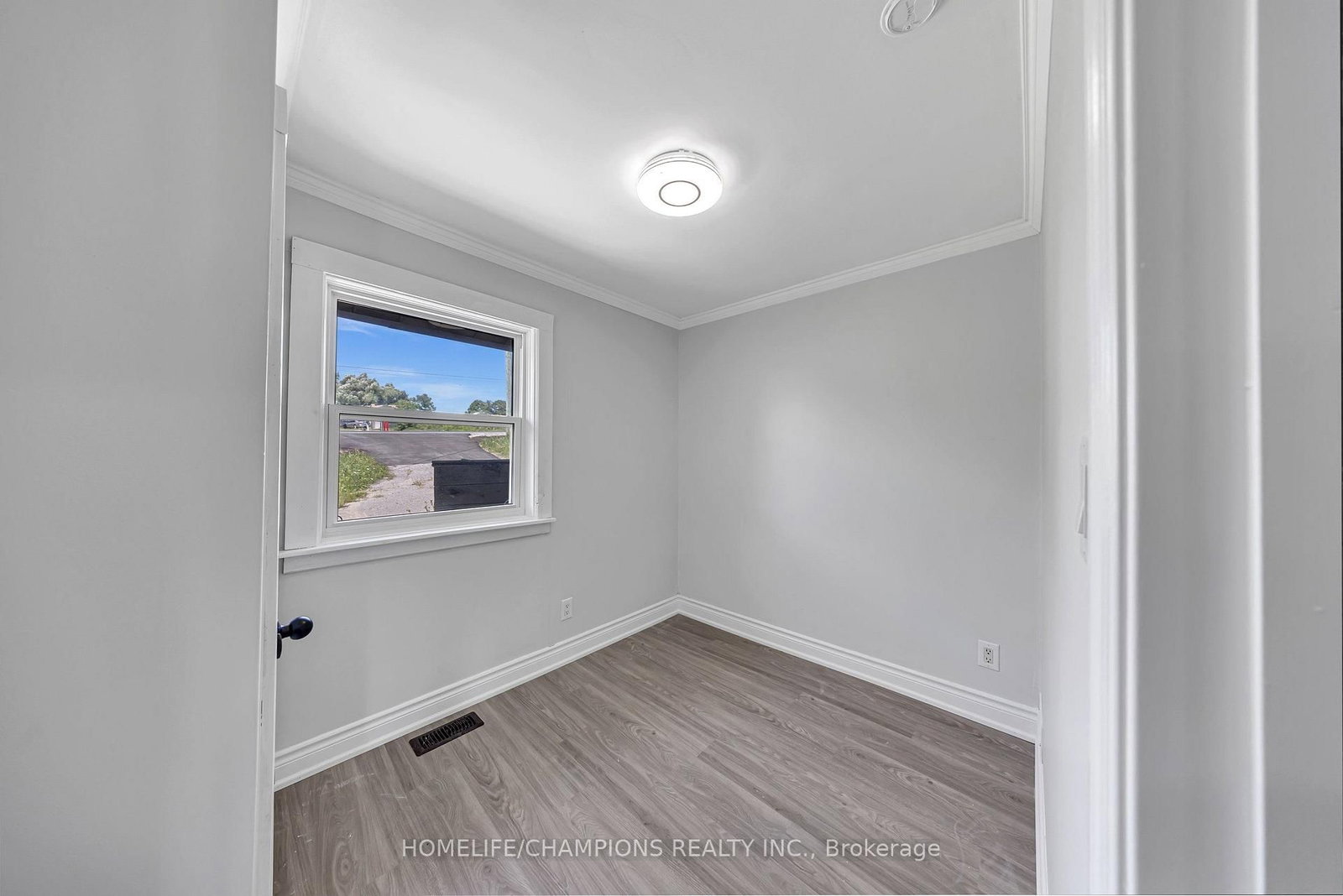 997 Mount Albert Road • East Gwillimbury, ON photo 15