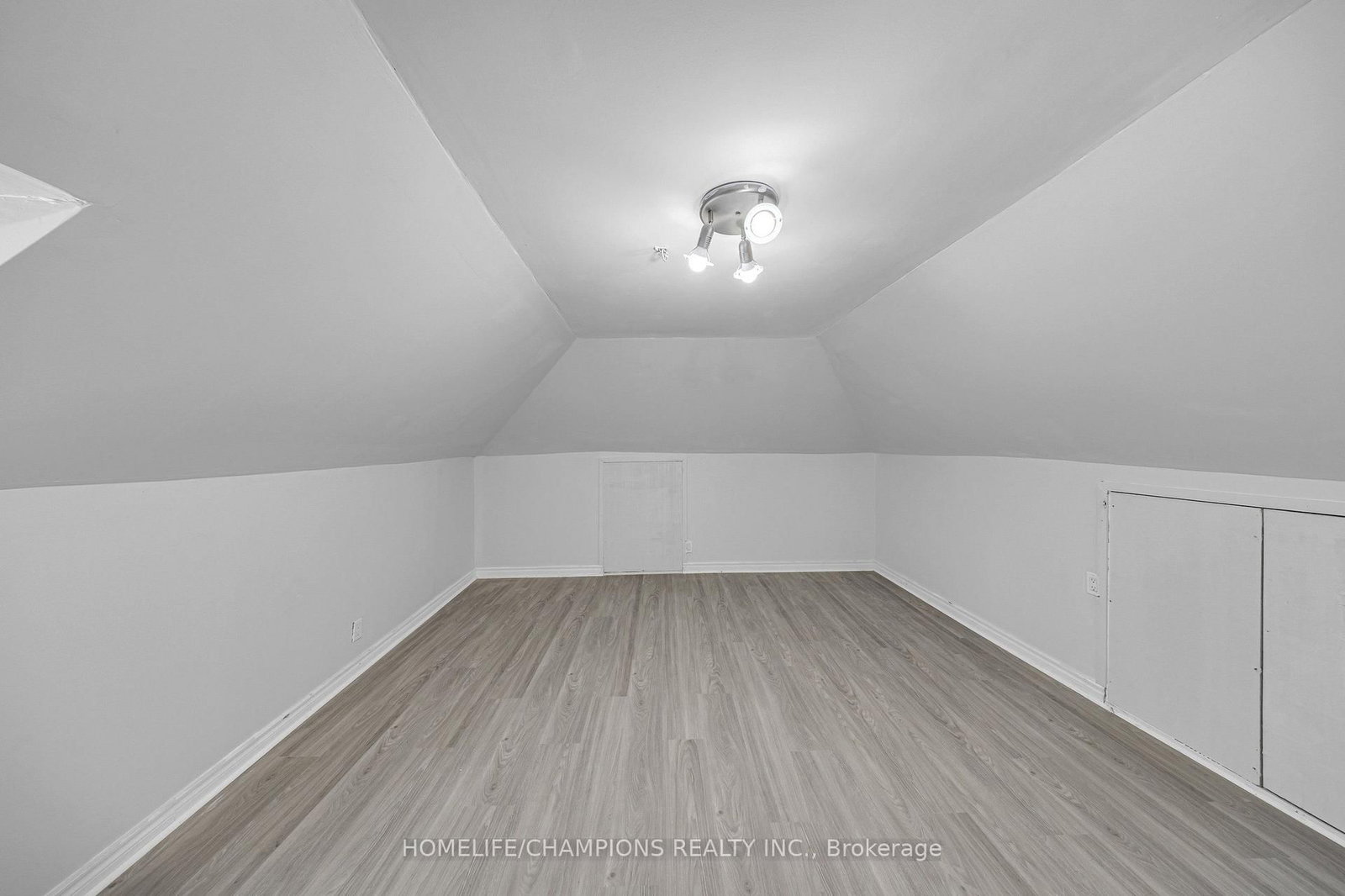 997 Mount Albert Road • East Gwillimbury, ON photo 23