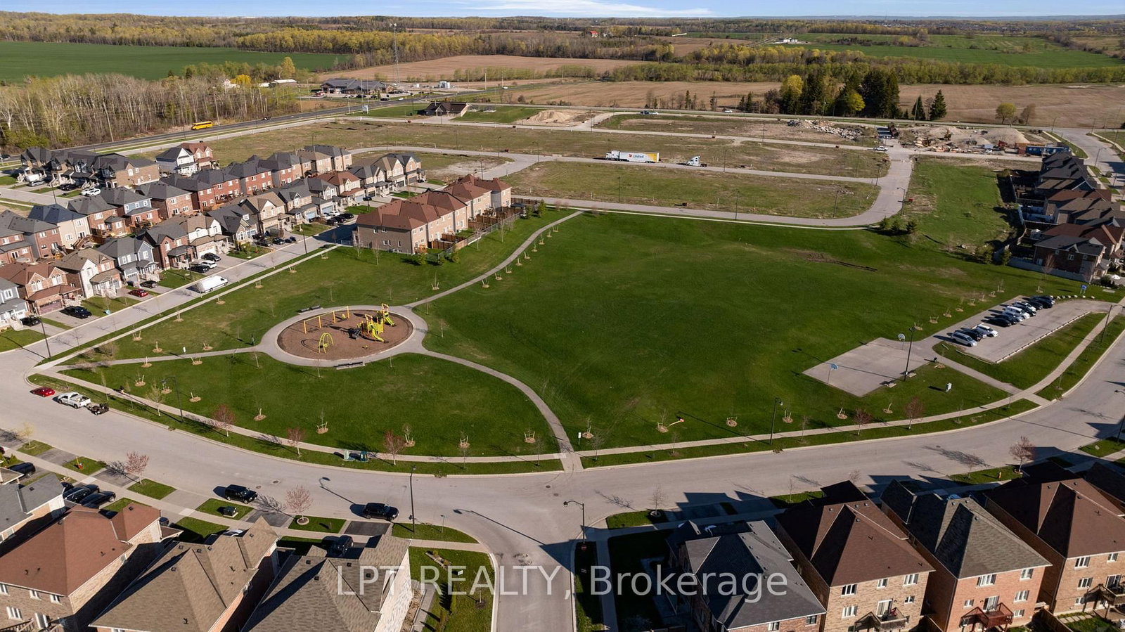 1333 Harrington Street • Innisfil, ON photo 46