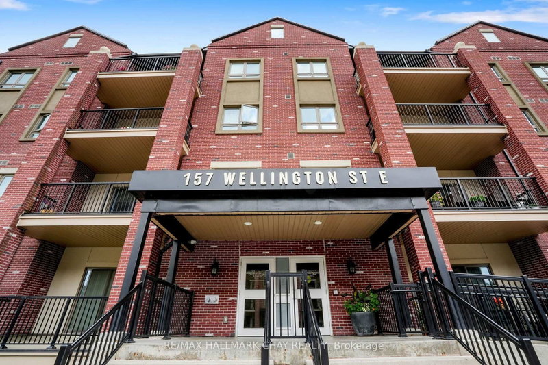404 - 157 WELLINGTON Street E