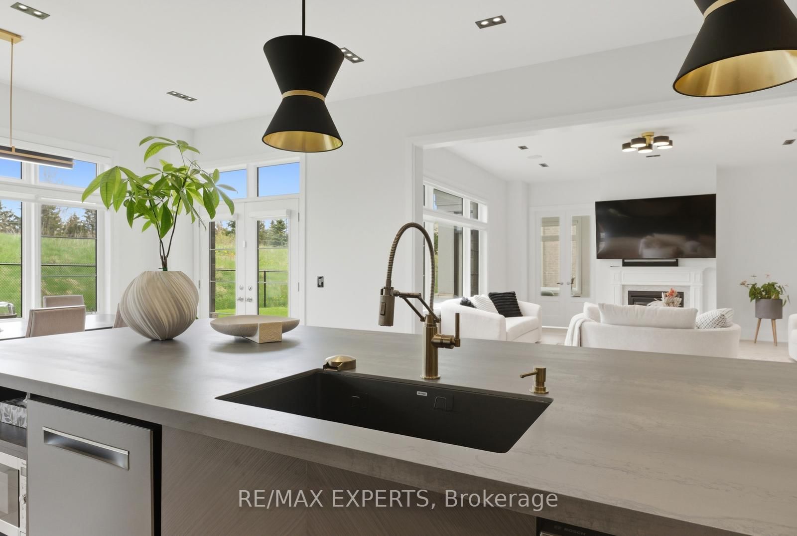 15 Sculpture Garden Lane • Vaughan, ON photo 21