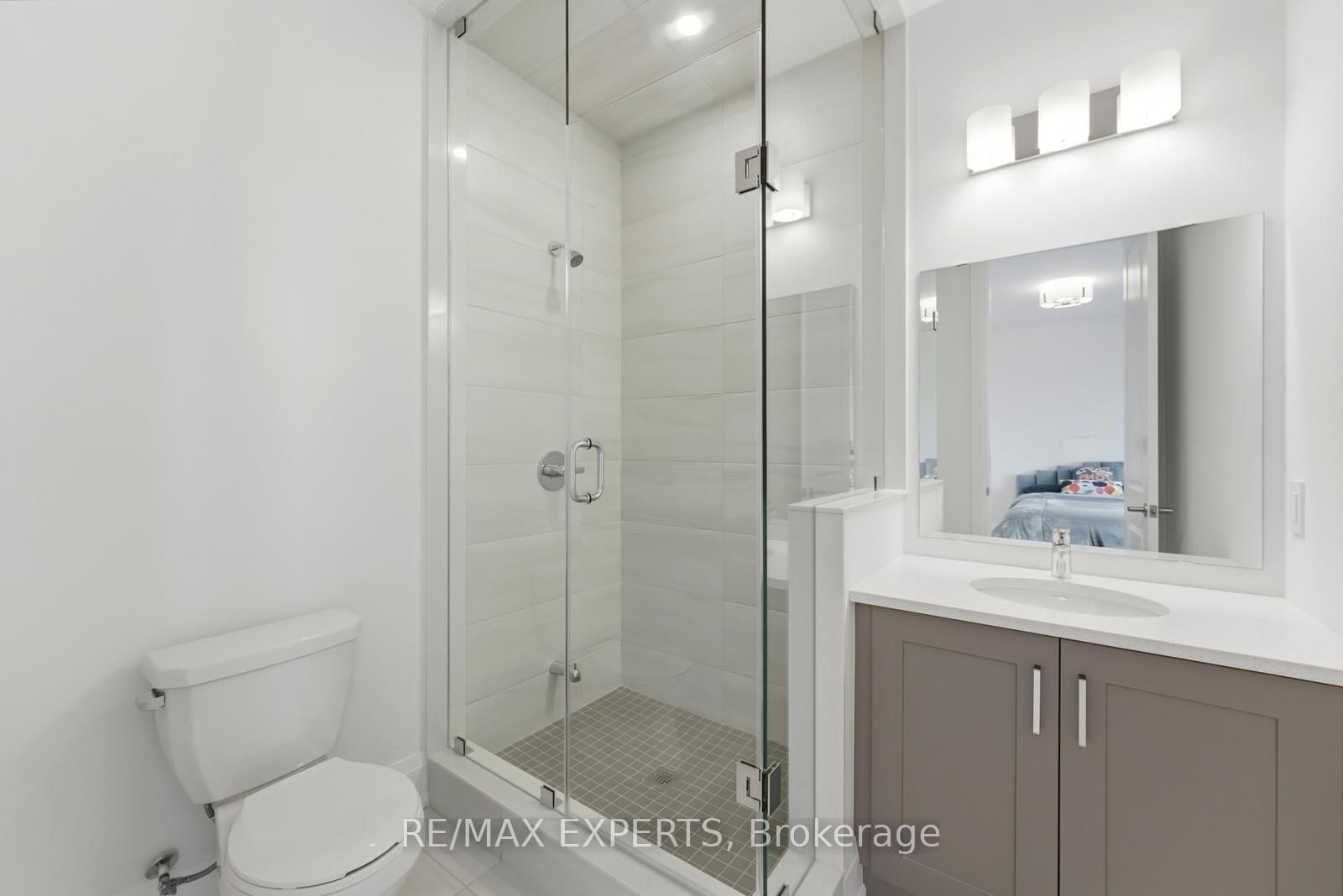 15 Sculpture Garden Lane • Vaughan, ON photo 36