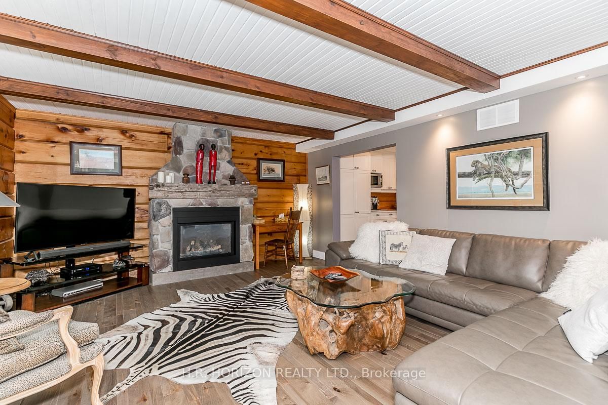 19 Mulock Drive • Bradford West Gwillimbury, ON photo 15