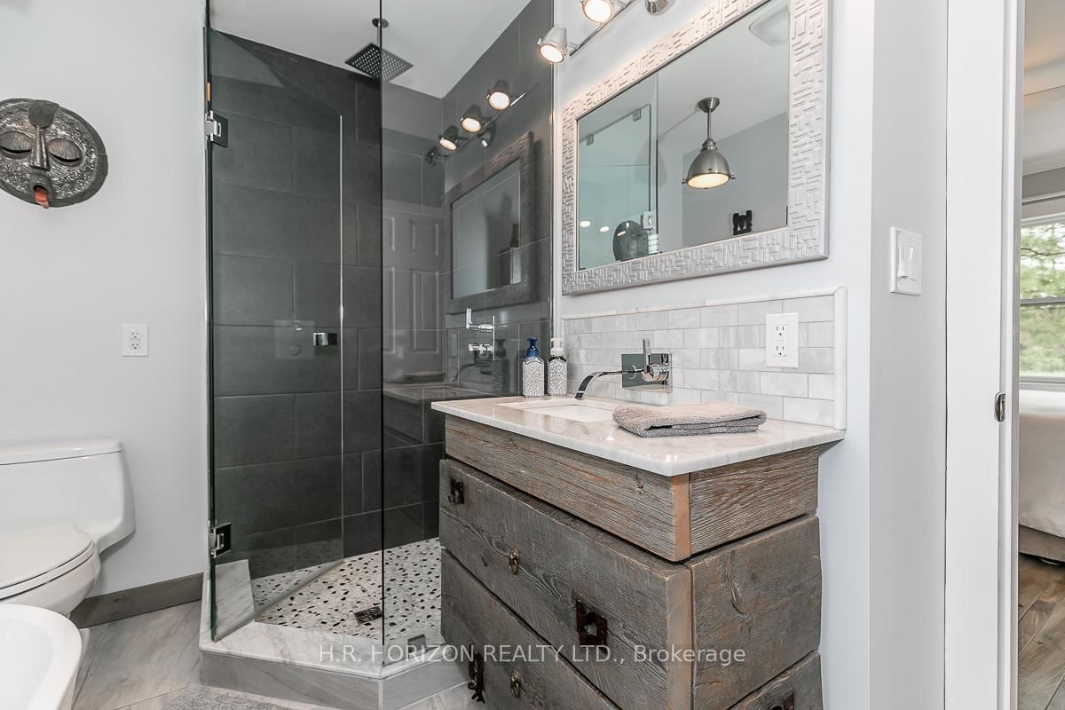 19 Mulock Drive • Bradford West Gwillimbury, ON photo 26