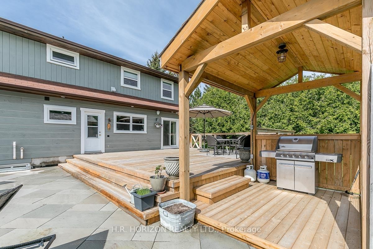 19 Mulock Drive • Bradford West Gwillimbury, ON photo 30