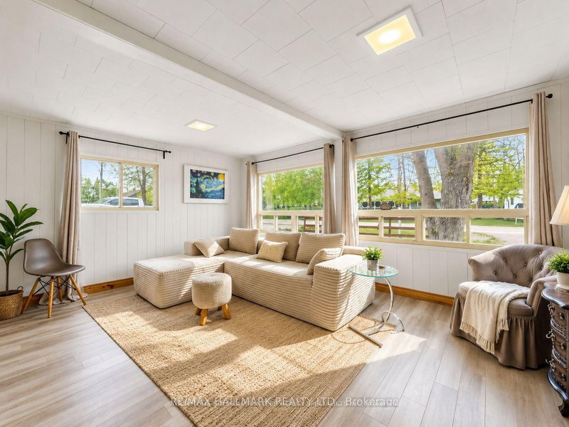 1053 Elm Road
