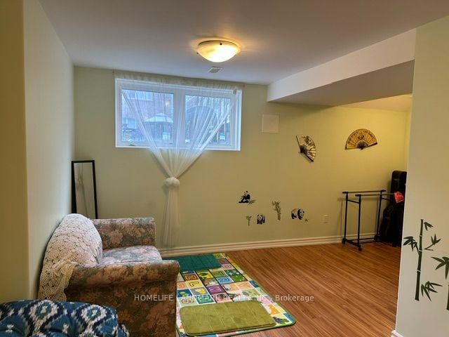 13 Eastwind Drive • Whitchurch-Stouffville, ON photo 15