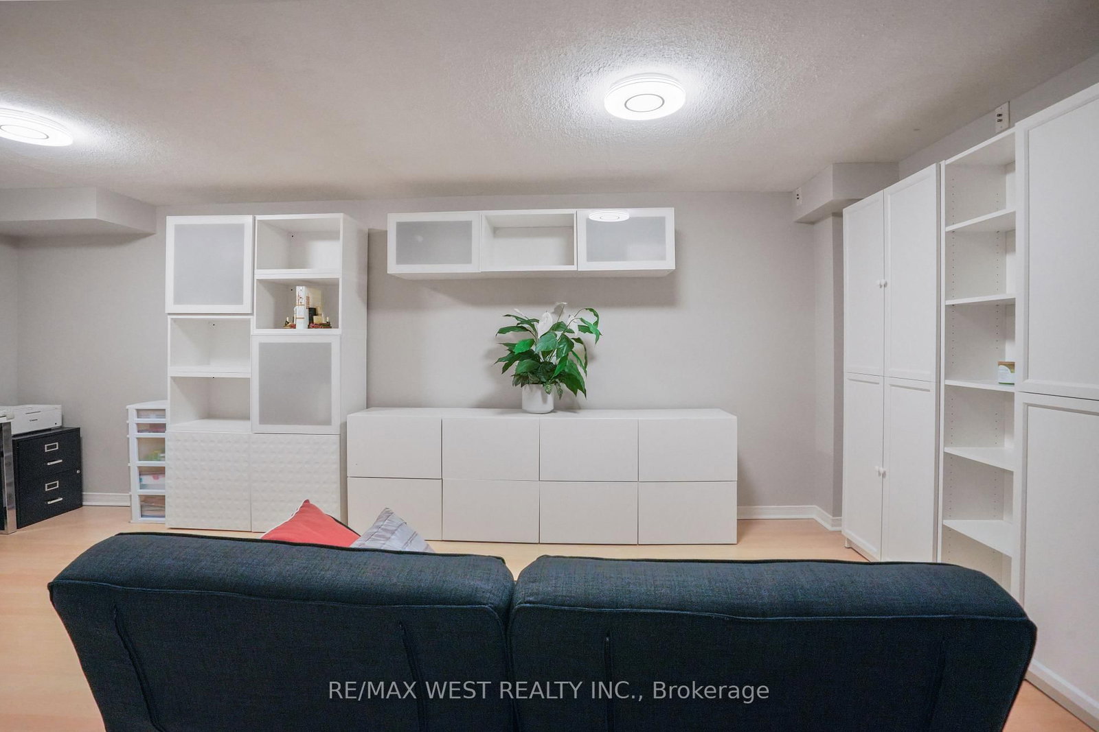 8 Jensen Court • Vaughan, ON photo 16