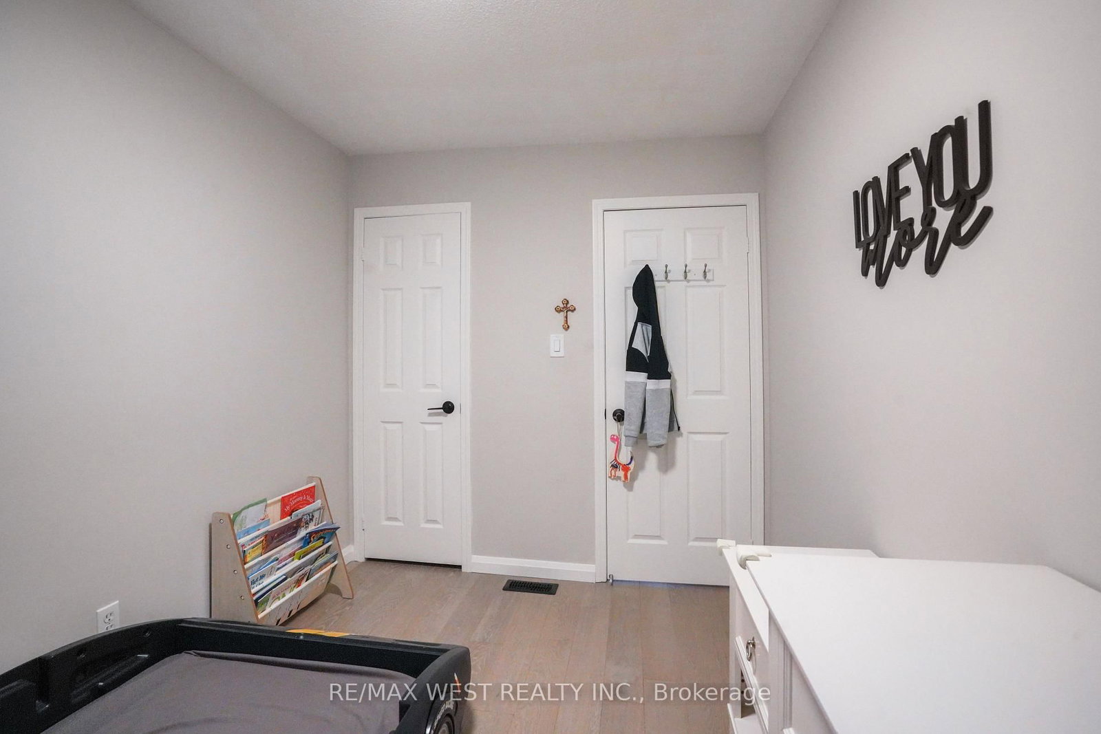 8 Jensen Court • Vaughan, ON photo 25