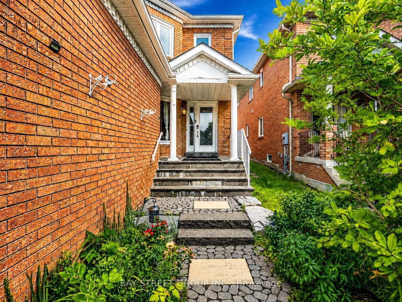 14 Rocksprings Avenue
