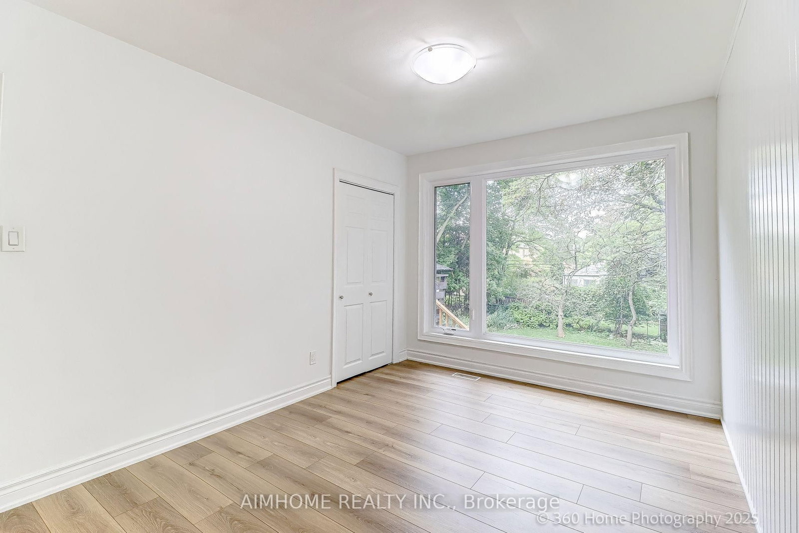 108 Steeles Avenue E • Markham, ON photo 14