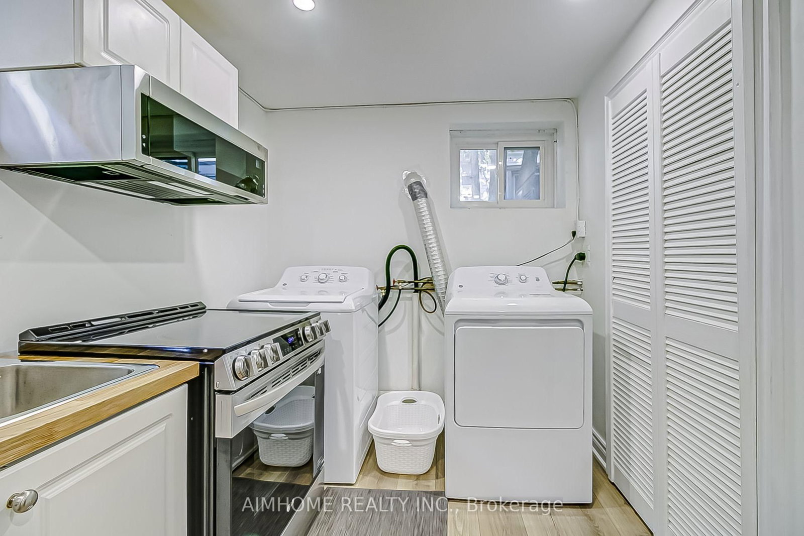 108 Steeles Avenue E • Markham, ON photo 27