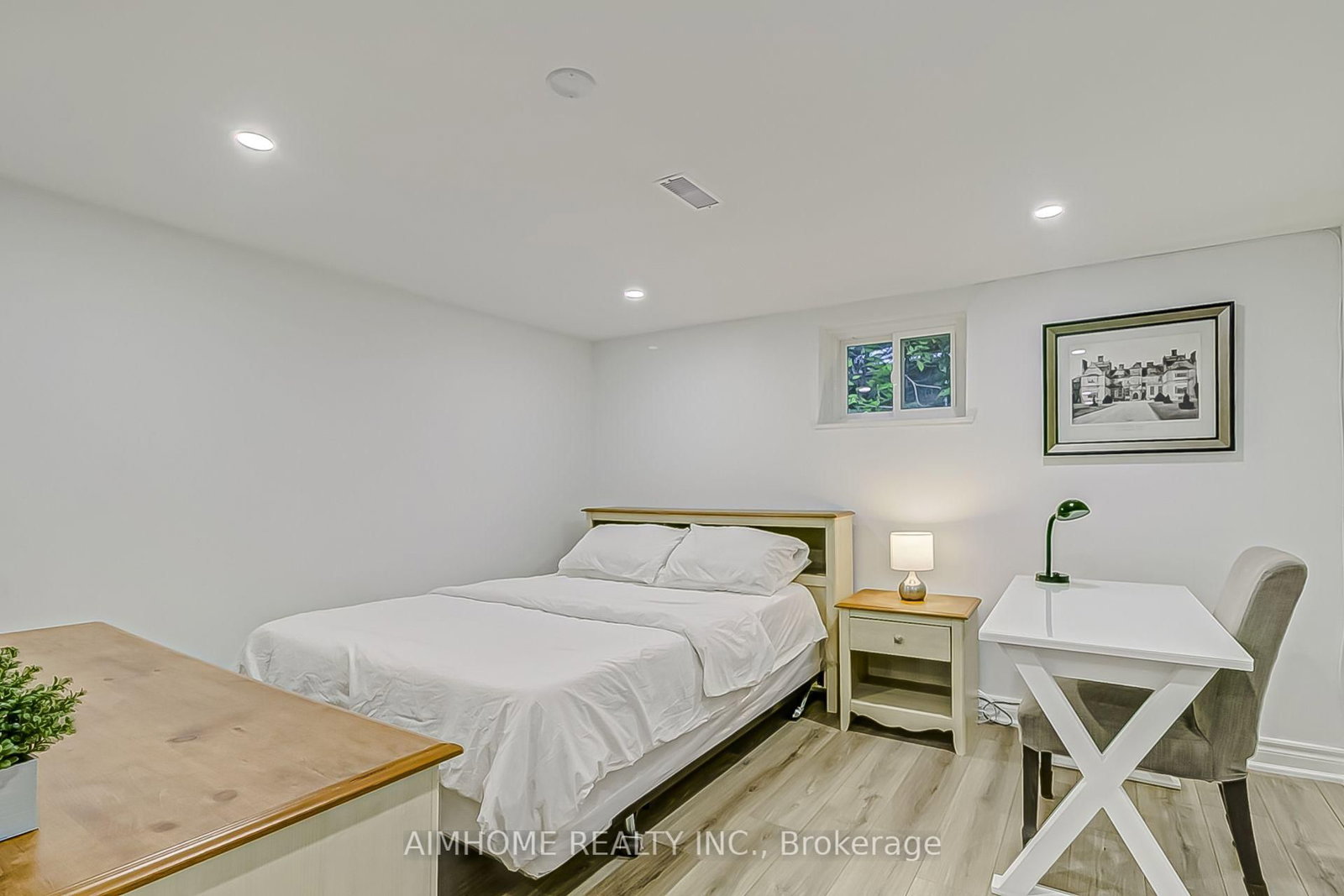 108 Steeles Avenue E • Markham, ON photo 31
