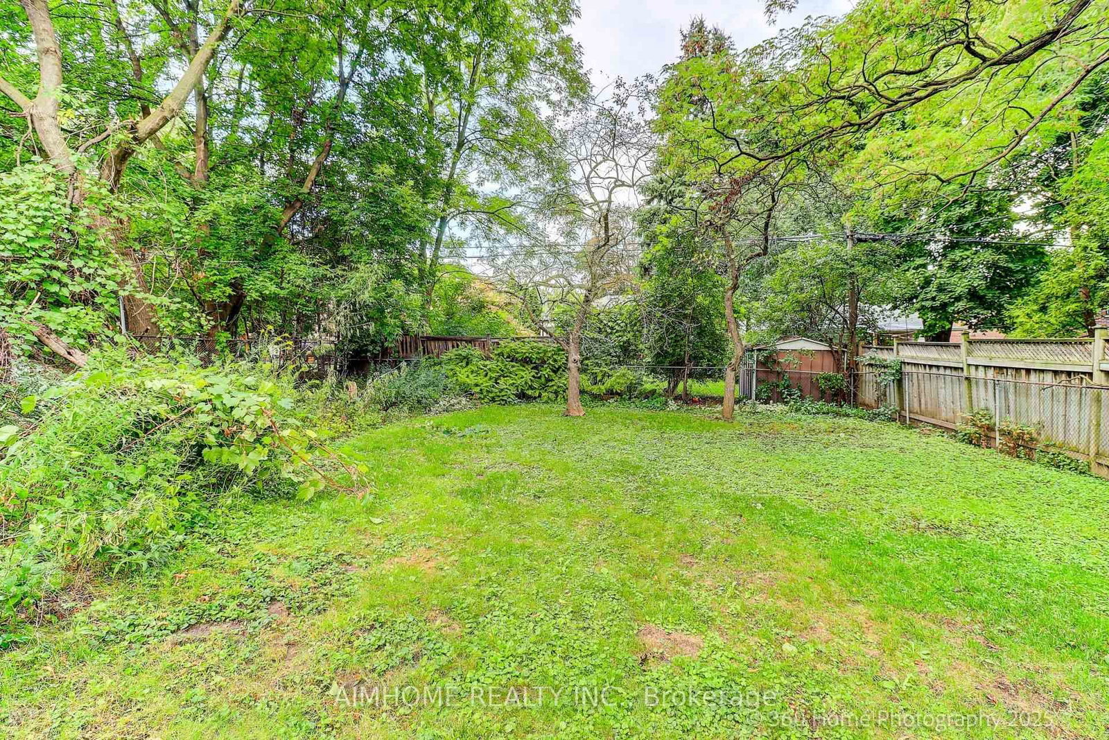 108 Steeles Avenue E • Markham, ON photo 38