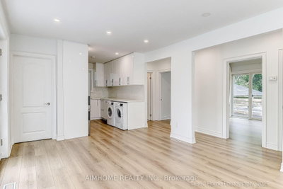 108 Steeles Avenue E • Markham, ON photo 8
