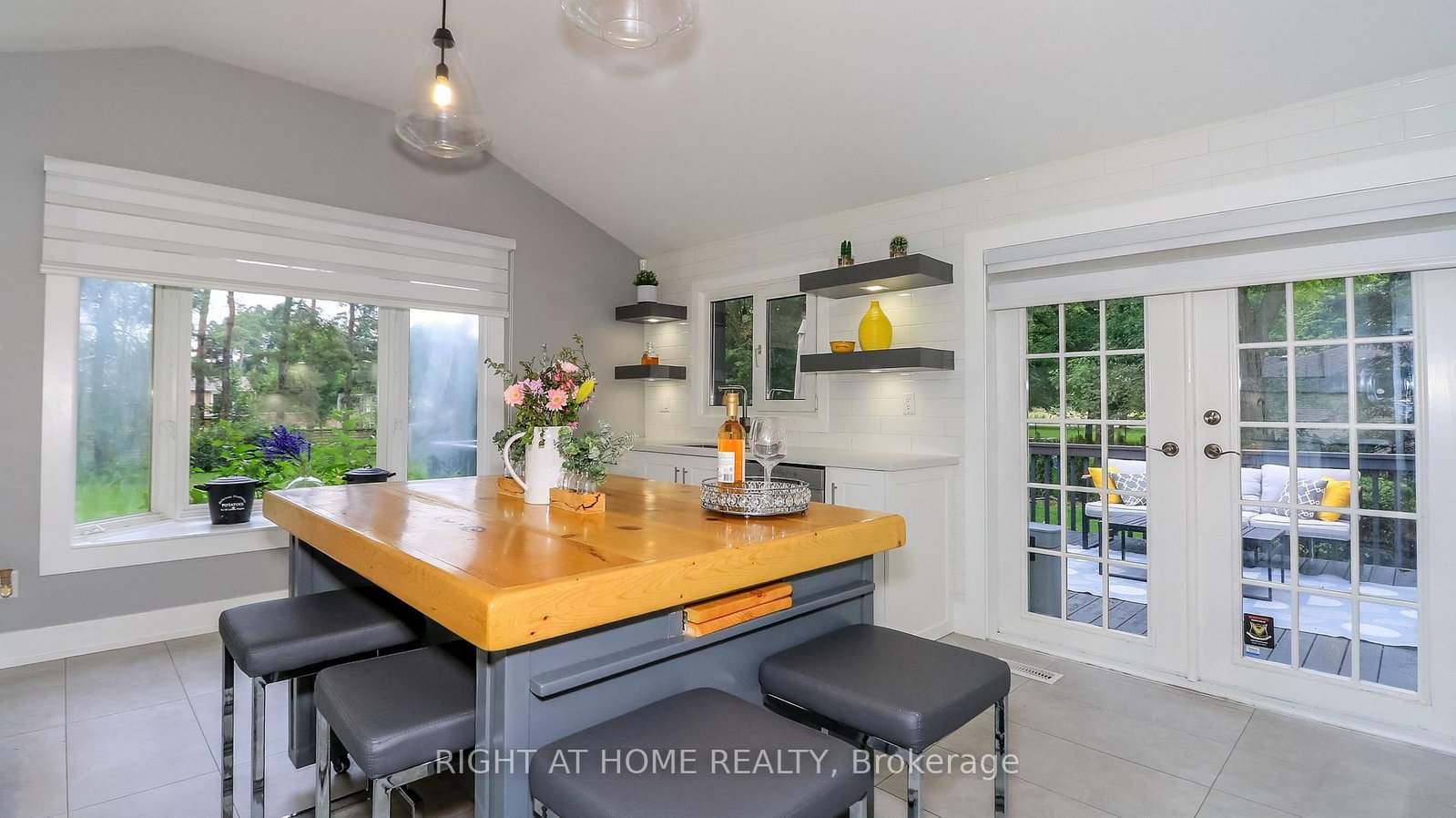 8 Sunset Street • East Gwillimbury, ON photo 39