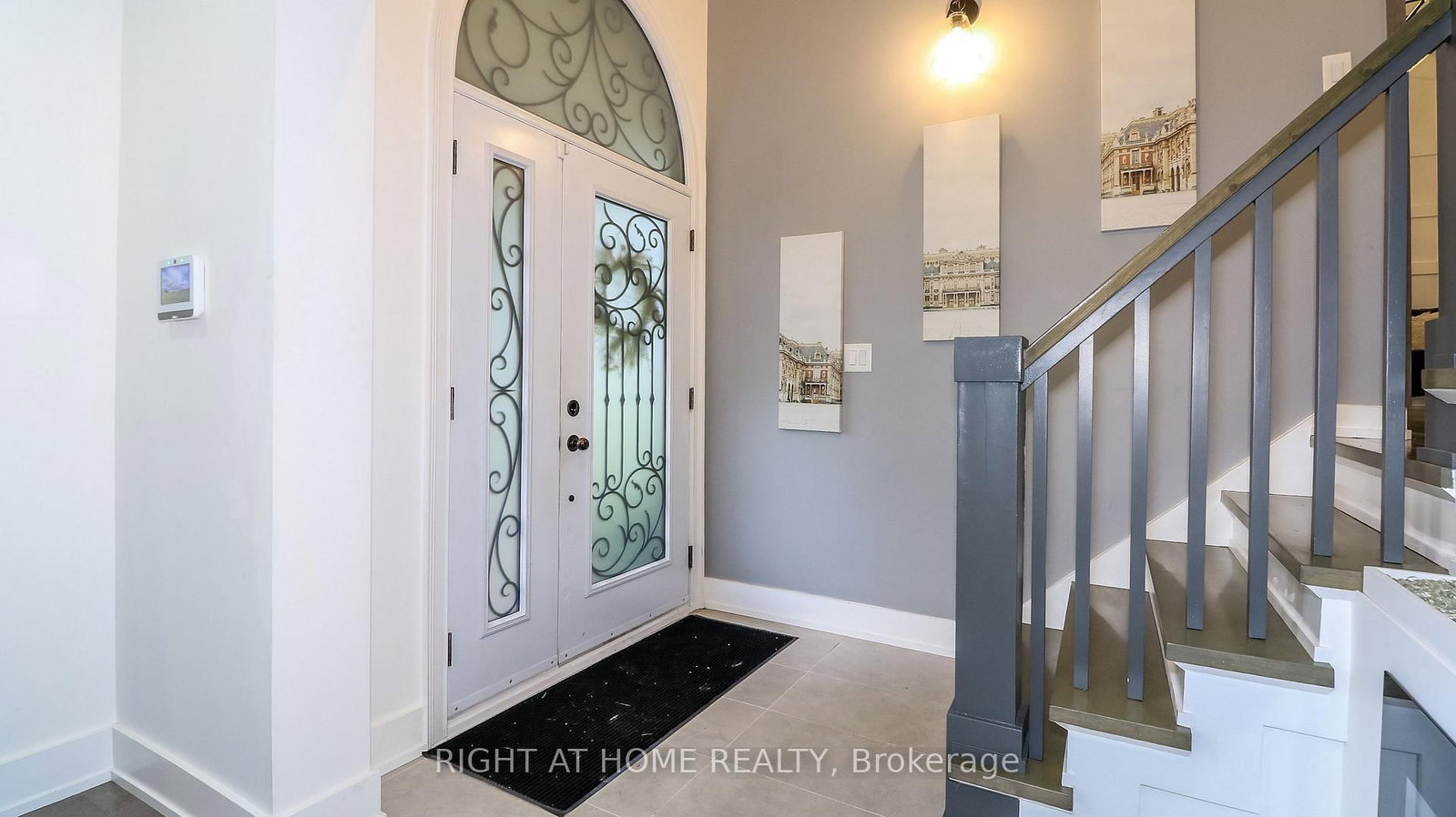 8 Sunset Street • East Gwillimbury, ON photo 8