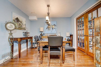 304 Charlton Avenue • Vaughan, ON photo 8