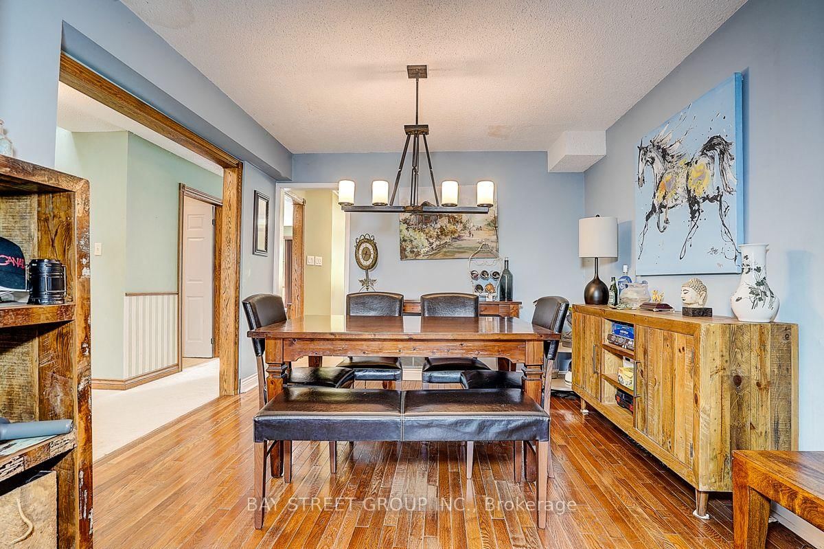 304 Charlton Avenue • Vaughan, ON photo 9