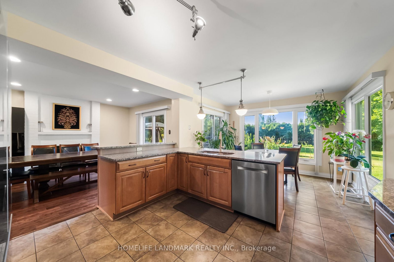 148 Burton Grove • King, ON photo 16