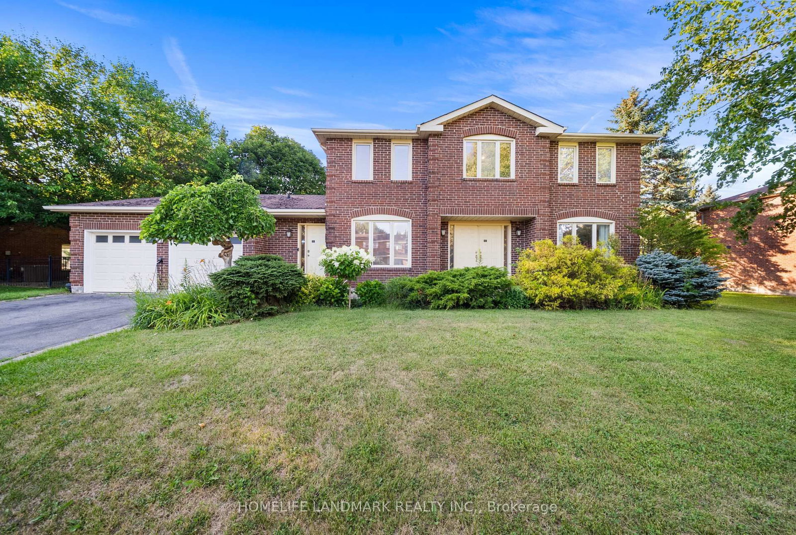 148 Burton Grove • King, ON photo 3