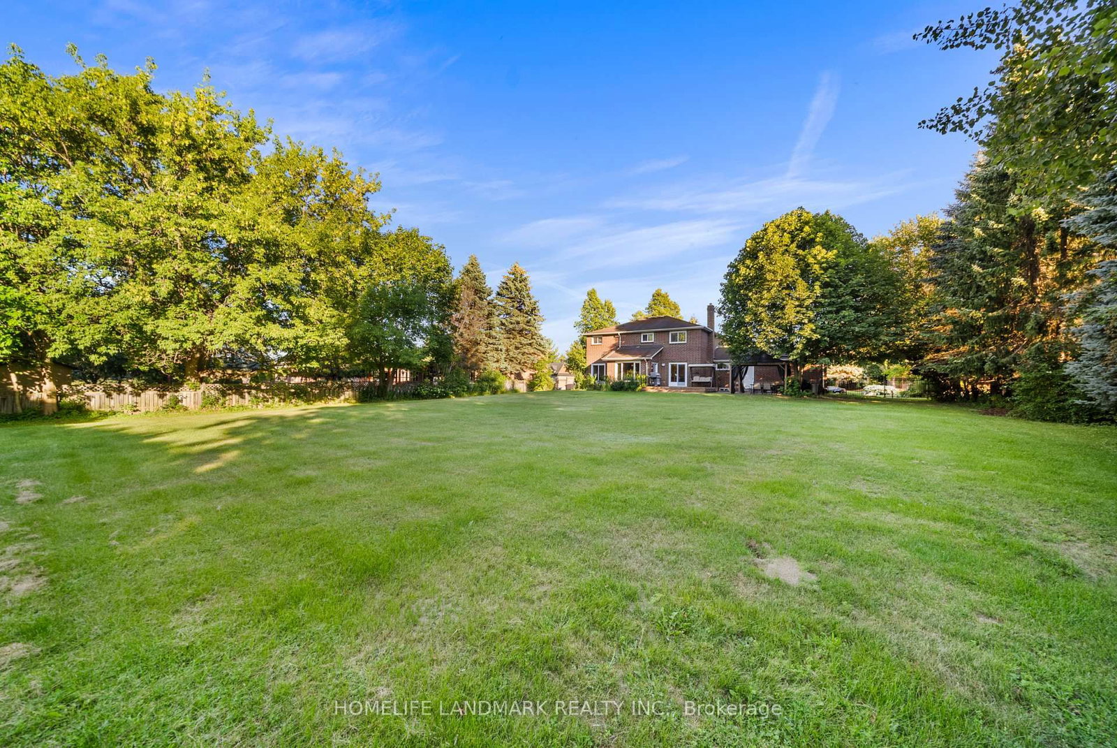 148 Burton Grove • King, ON photo 4
