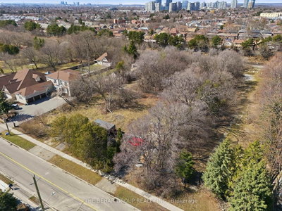 196-198 Crestwood Road • Vaughan, ON photo 3