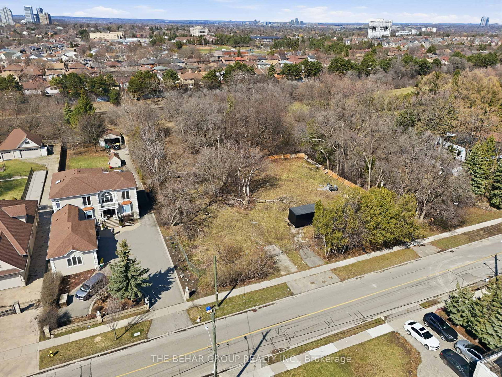 196-198 Crestwood Road • Vaughan, ON photo 4