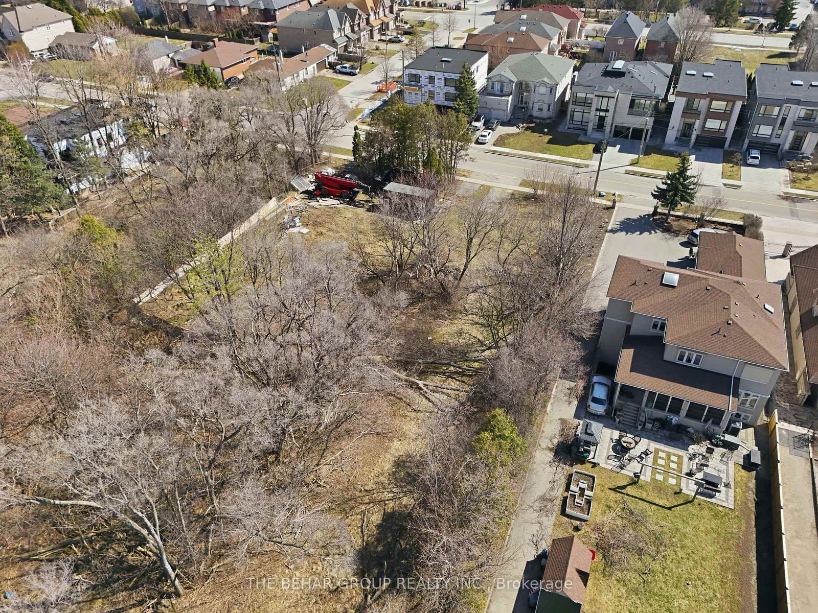 196-198 Crestwood Road • Vaughan, ON photo 7