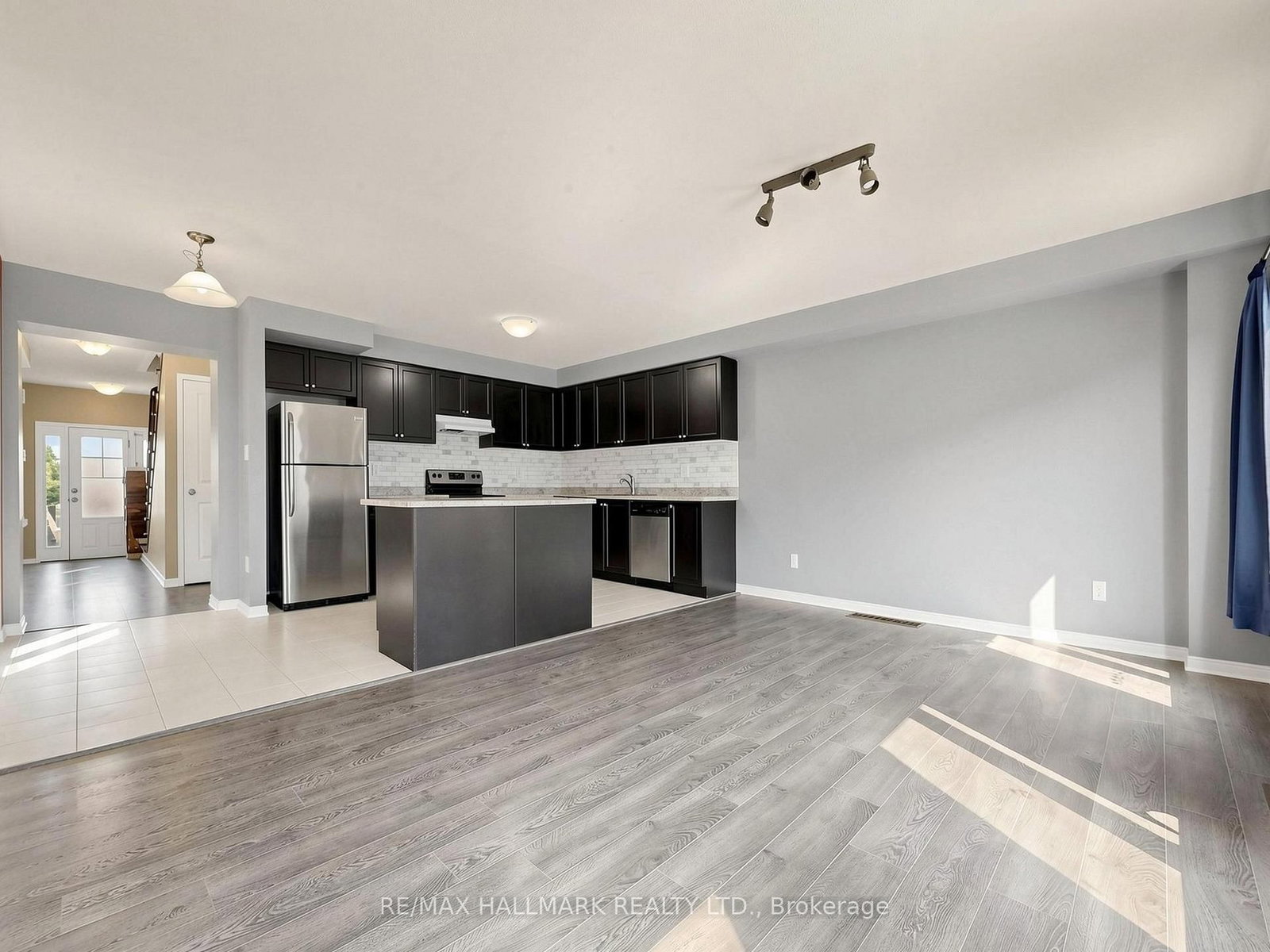17 Hoard Avenue S • New Tecumseth, ON photo 11