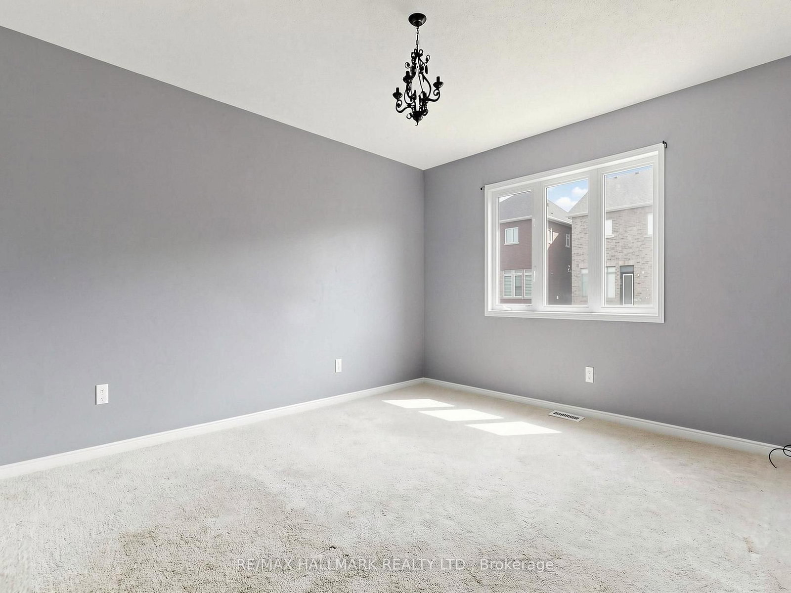 17 Hoard Avenue S • New Tecumseth, ON photo 24