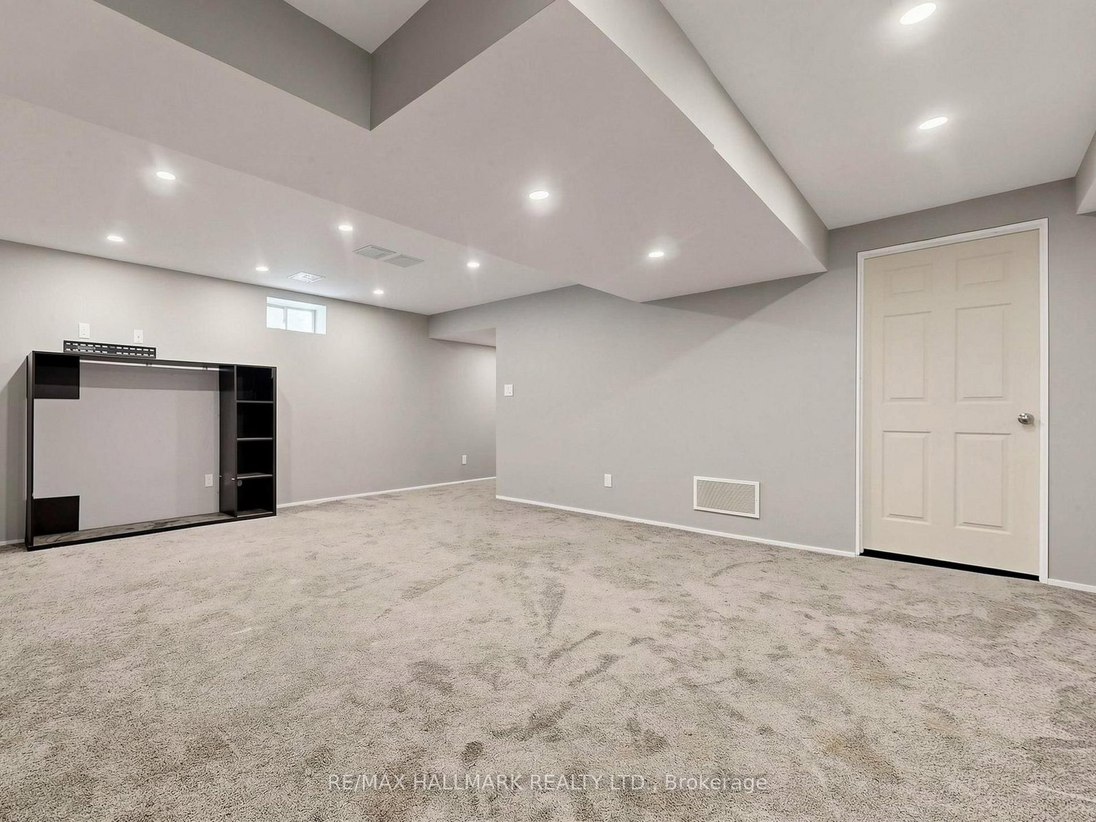 17 Hoard Avenue S • New Tecumseth, ON photo 35