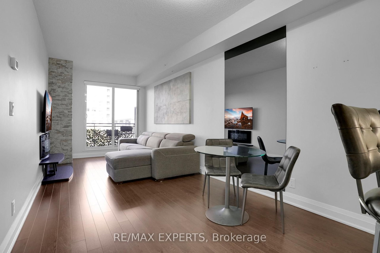 24 Woodstream Boulevard • #208 • Vaughan, ON photo 17
