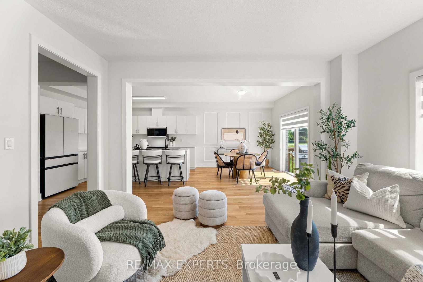 10 Lawrence D. Pridham Avenue • New Tecumseth, ON photo 16