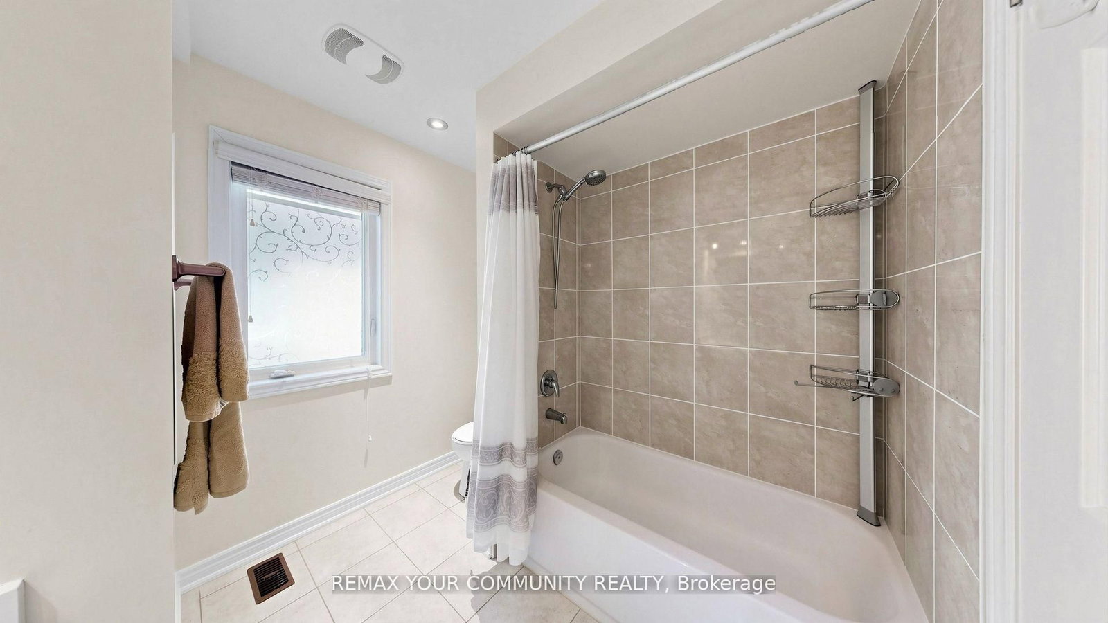 6 Homerton Avenue • Richmond Hill, ON photo 37