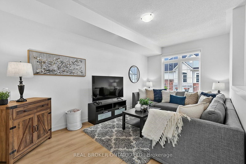 104 Lyall Stokes Circle