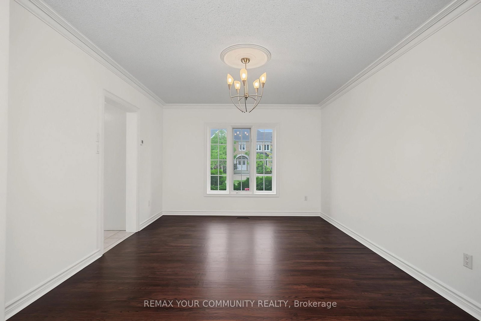 20 Fern Avenue • Richmond Hill, ON photo 18