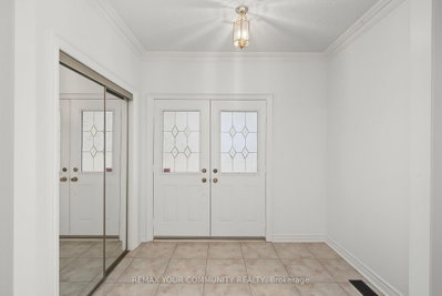 20 Fern Avenue • Richmond Hill, ON photo 7