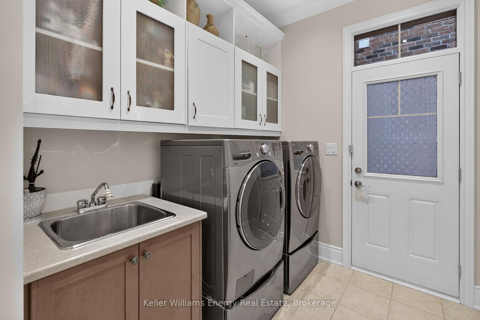 59 Venkata Drive • Vaughan, ON photo 17